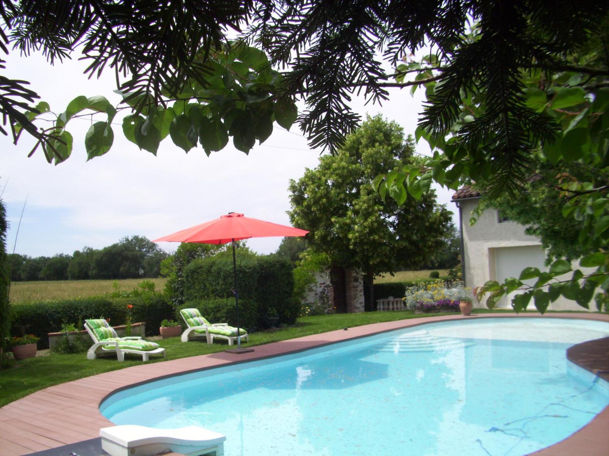 Le Clos De Saint Amour Montauban Buitenkant foto